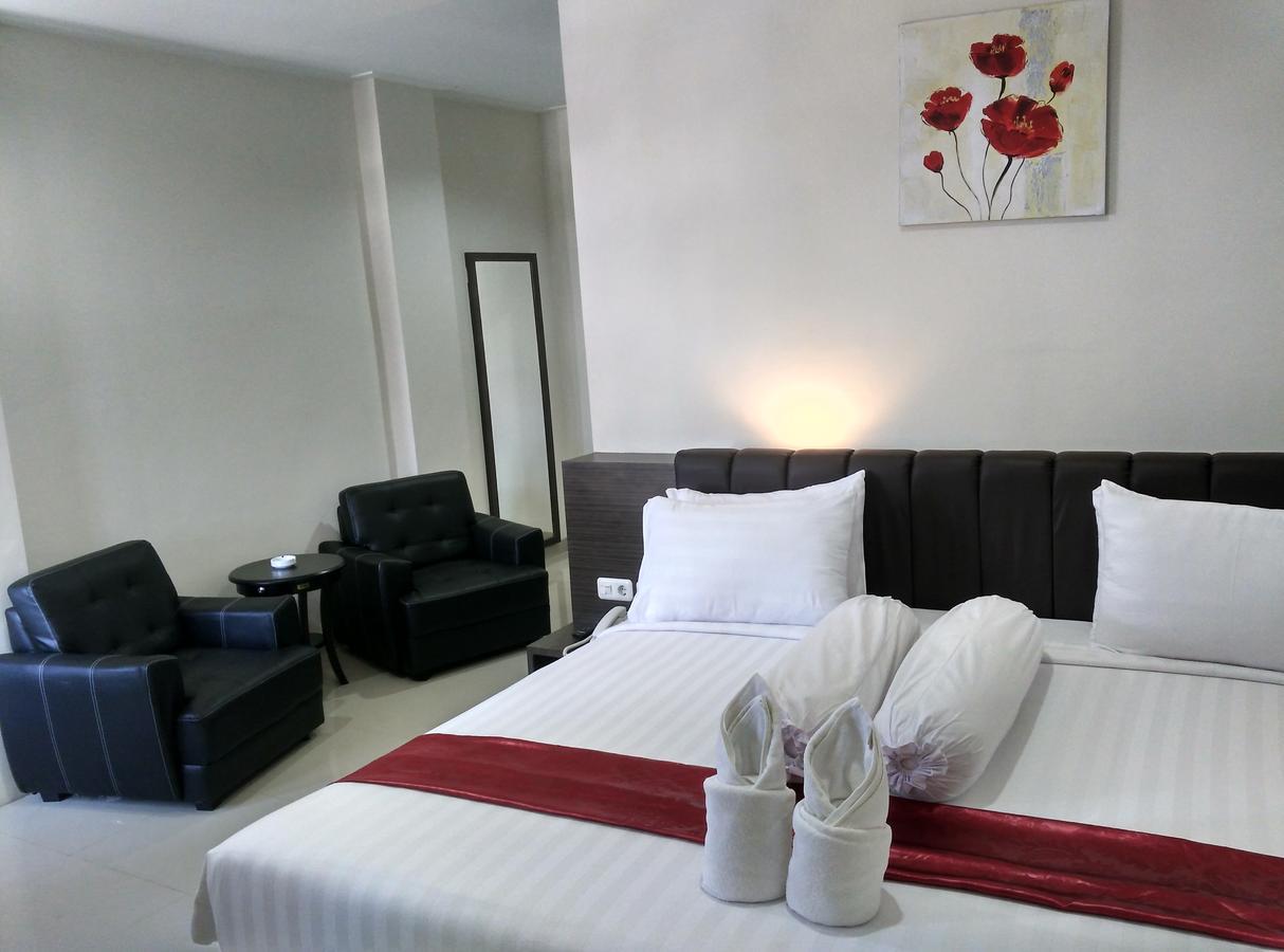 Grand Indobaru Hotel Selatpanjang Bagian luar foto
