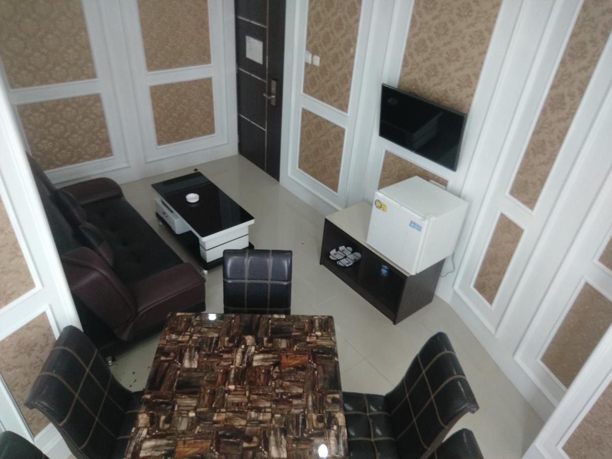 Grand Indobaru Hotel Selatpanjang Bagian luar foto